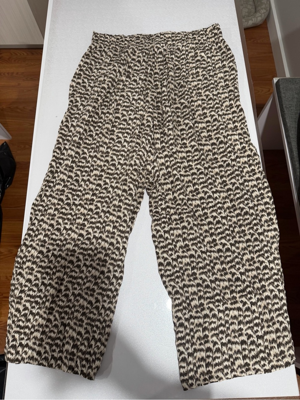 H&M Animal Print Wide-Leg Pants — Size M
